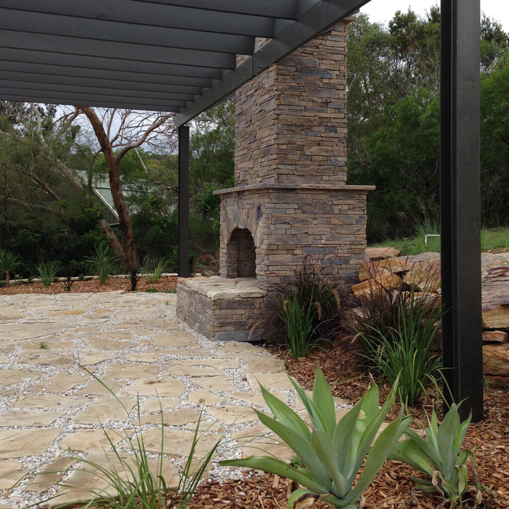 Ledge Stone Wall Cladding - Earth - Outdoor Fireplace
